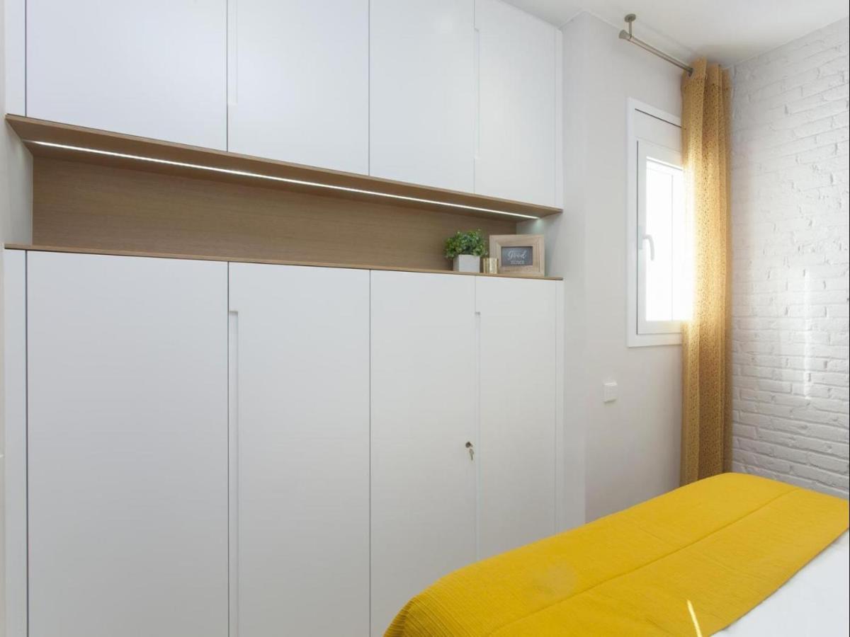 Sunny Playa Apartment Барселона Екстериор снимка